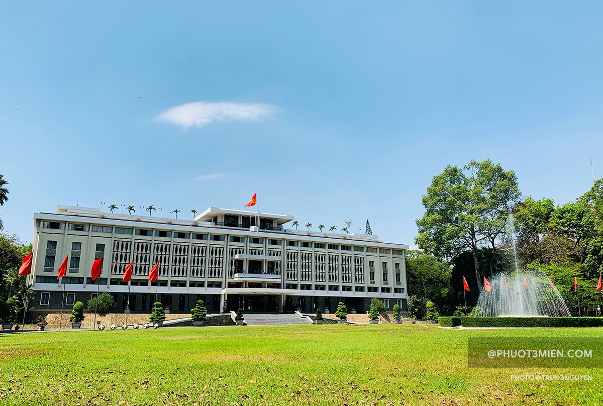 Guide to Independence Palace to the War Remnant Museum