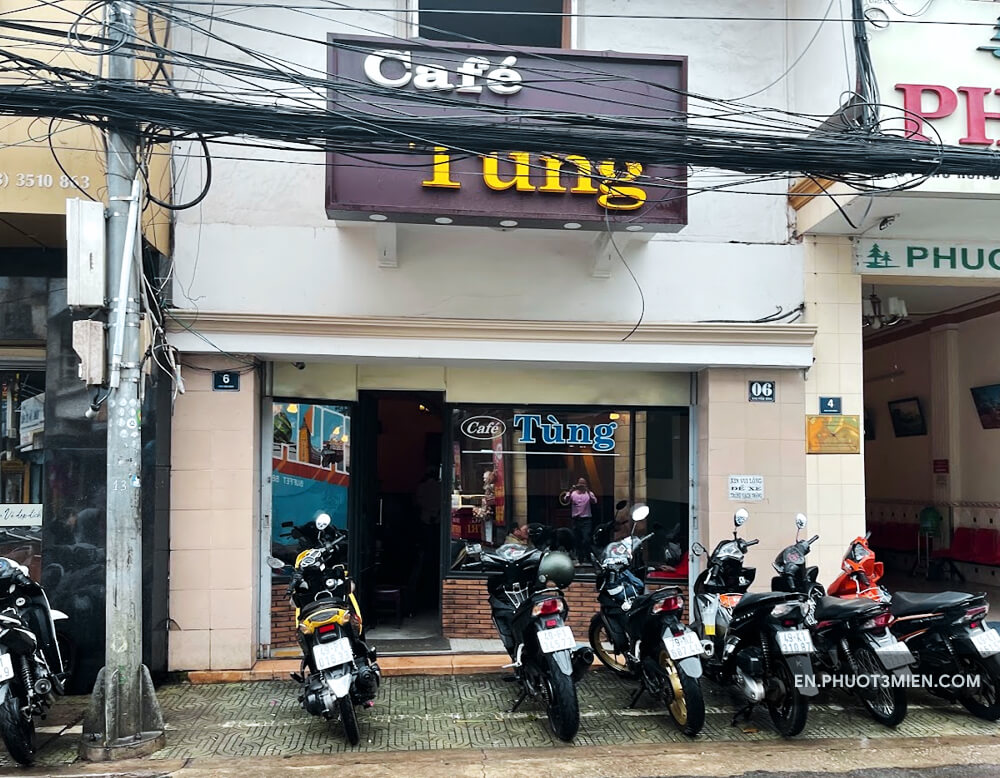 Tung Café